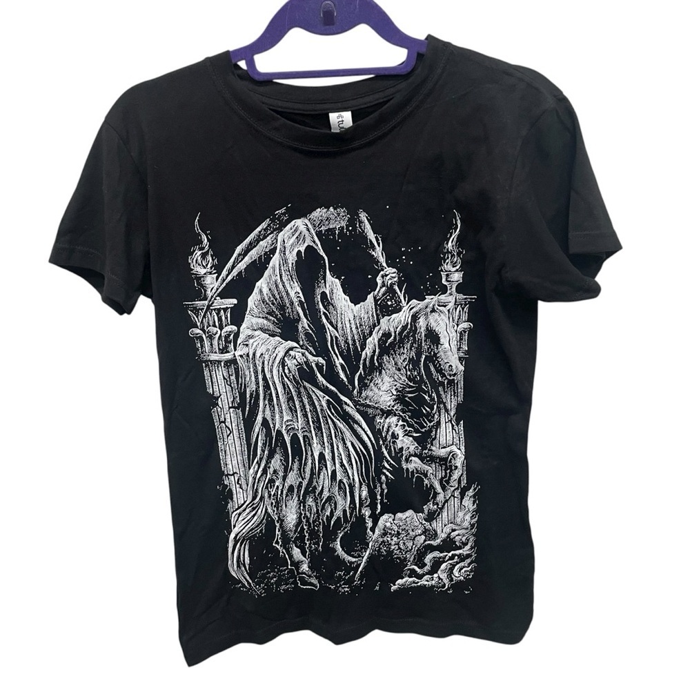 Vampire Freaks Death Reaper tshirt women’s slim fit medium/large